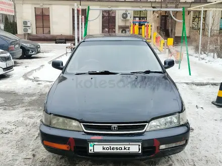 Honda Accord 1993 года за 1 200 000 тг. в Алматы – фото 2