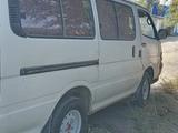 Toyota Hiace 1990 годаfor2 500 000 тг. в Актобе – фото 3