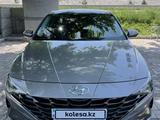 Hyundai Elantra 2022 года за 10 900 000 тг. в Тараз – фото 2