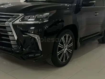 Lexus LX 570 2019 года за 43 900 000 тг. в Актобе – фото 2