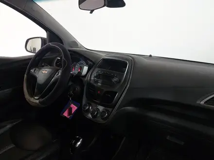 Chevrolet Spark 2021 года за 3 920 000 тг. в Шымкент – фото 15