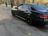 Mercedes-Benz E 200 2014 годаfor13 000 000 тг. в Астана – фото 3
