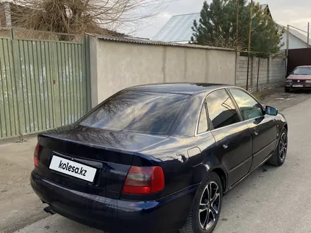 Audi A4 1997 года за 1 900 000 тг. в Тараз