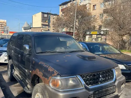 Mitsubishi Montero Sport 2004 года за 2 300 000 тг. в Шымкент – фото 4