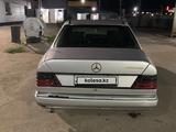 Mercedes-Benz E 250 1992 годаfor990 000 тг. в Жезказган – фото 5