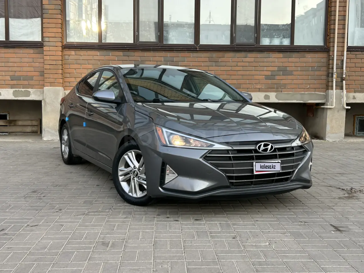 Hyundai Elantra, 2019