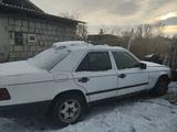 Mercedes-Benz E 260 1988 года за 550 000 тг. в Семей – фото 5