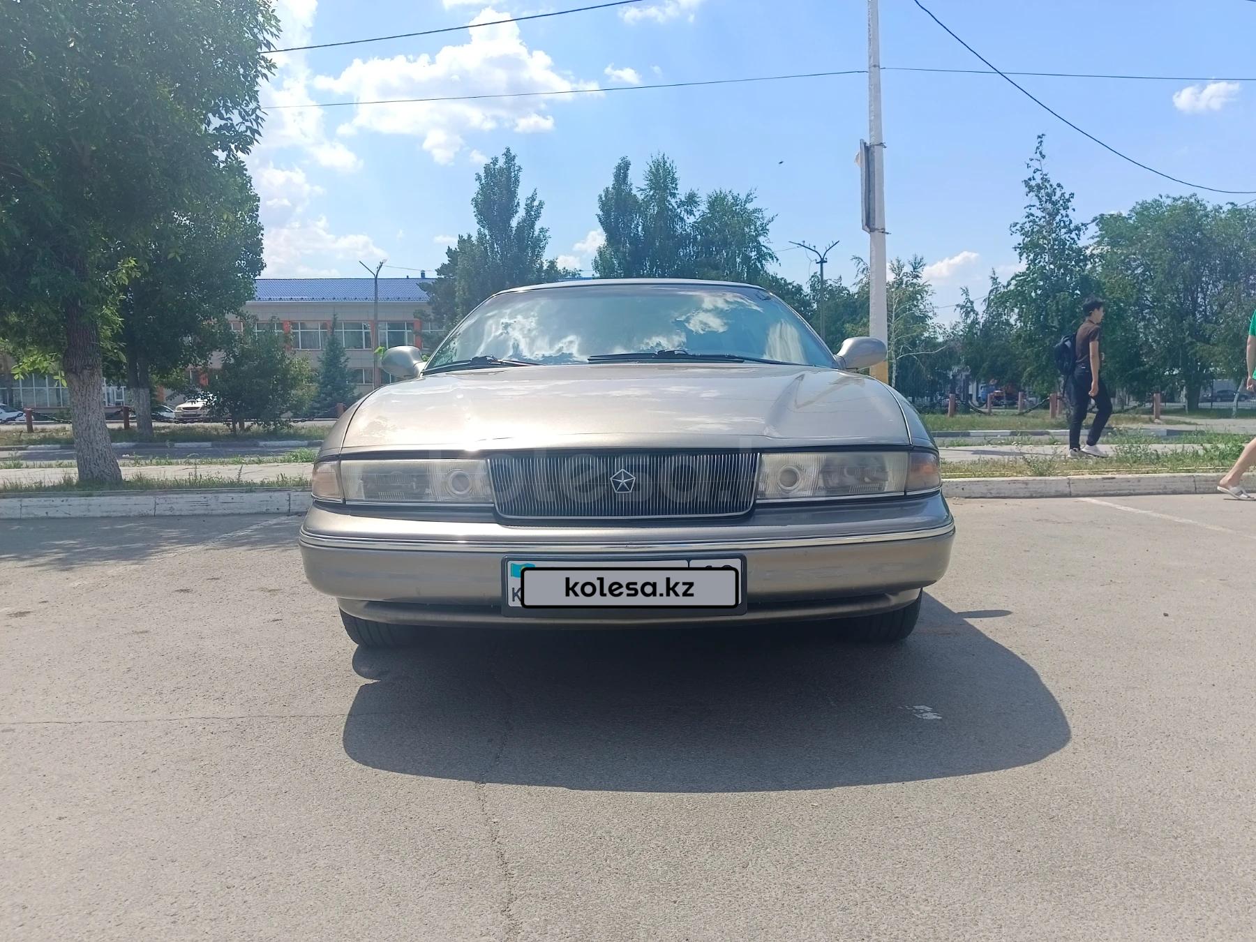 Chrysler LHS 1994 г.