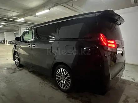 Toyota Alphard 2016 года за 32 300 000 тг. в Астана – фото 6