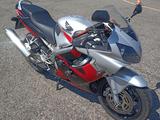 Honda  CBR 600F 2002 года за 2 100 000 тг. в Алматы – фото 4