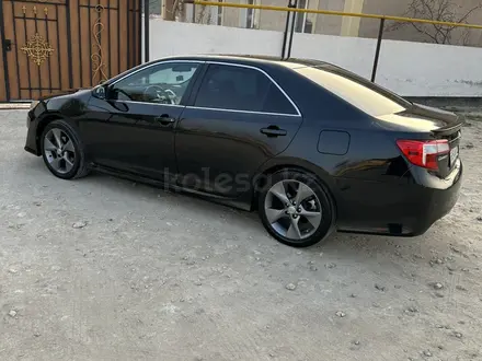 Toyota Camry 2013 года за 8 300 000 тг. в Актау – фото 2