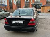 Mercedes-Benz C 180 1994 года за 1 000 000 тг. в Тараз – фото 4