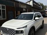 Hyundai Santa Fe 2023 года за 15 200 000 тг. в Алматы
