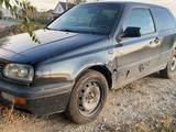 Volkswagen Golf 1993 годаүшін900 000 тг. в Астана – фото 5