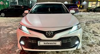 Toyota Camry 2019 года за 14 300 000 тг. в Астана
