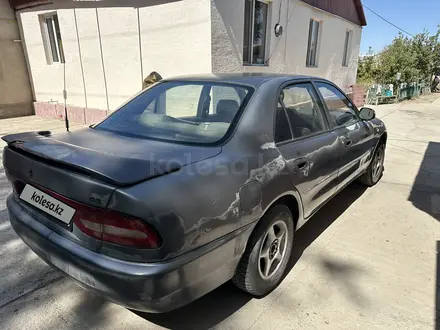 Mitsubishi Galant 1994 года за 550 000 тг. в Тараз – фото 4