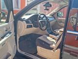 Cadillac Escalade 2007 годаүшін16 000 000 тг. в Алматы – фото 4