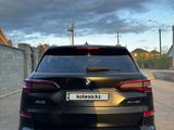 BMW X5 2021 года за 45 000 000 тг. в Астана – фото 2