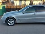 Mercedes-Benz E 270 2002 года за 3 850 000 тг. в Жезказган – фото 3