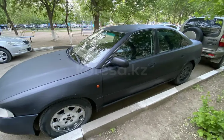 Audi A4 1994 годаfor1 000 000 тг. в Уральск