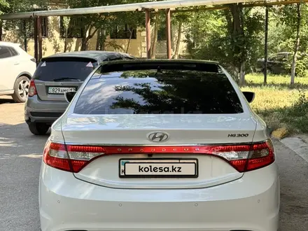 Hyundai Grandeur 2011 года за 7 900 000 тг. в Шымкент – фото 11