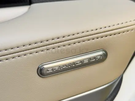 Hyundai Grandeur 2011 года за 7 900 000 тг. в Шымкент – фото 17