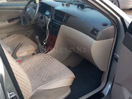 Toyota Corolla 2004 года за 4 100 000 тг. в Костанай – фото 9