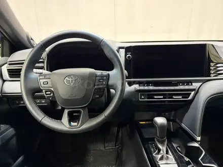Toyota Camry Luxe 2024 года за 19 100 000 тг. в Алматы – фото 9
