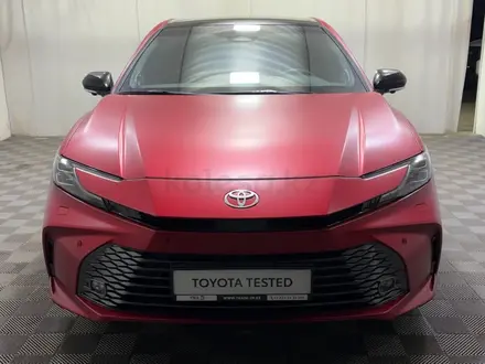 Toyota Camry Luxe 2024 года за 19 100 000 тг. в Алматы – фото 5