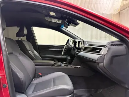 Toyota Camry Luxe 2024 года за 19 100 000 тг. в Алматы – фото 6