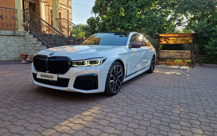 BMW 750 2020 года за 35 900 000 тг. в Алматы