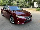 Lexus ES 300h 2014 года за 11 700 000 тг. в Алматы