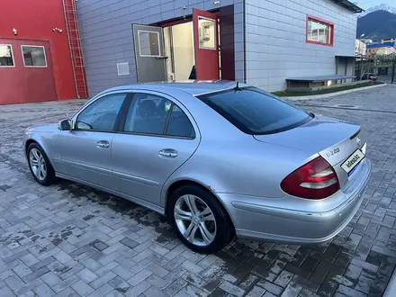 Mercedes-Benz E 320 2003 года за 4 150 000 тг. в Алматы – фото 4