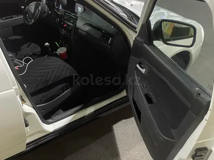 ВАЗ (Lada) Priora 2172 2013 года за 1 900 000 тг. в Шымкент – фото 2