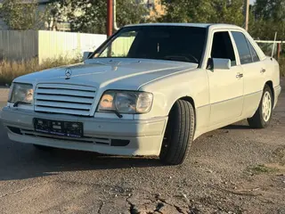 Mercedes-Benz E 250