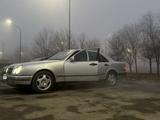 Mercedes-Benz E 230 1995 года за 2 400 000 тг. в Алматы – фото 4