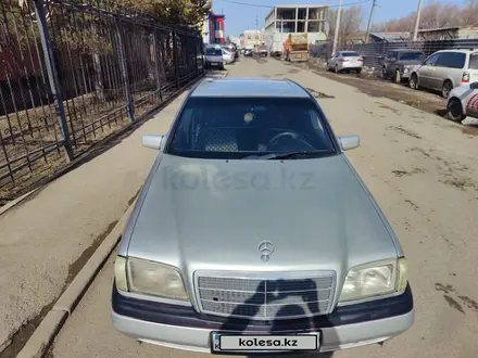 Mercedes-Benz C 280 1993 года за 1 600 000 тг. в Астана – фото 4