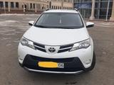 Toyota RAV4 2014 года за 10 500 000 тг. в Атырау – фото 2