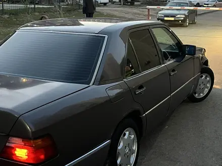 Mercedes-Benz E 200 1991 года за 1 600 000 тг. в Кызылорда – фото 5