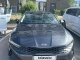 Kia K5 2021 года за 9 000 000 тг. в Астана – фото 2