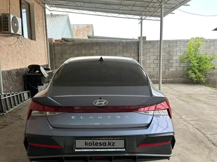 Hyundai Elantra 2024 года за 8 900 000 тг. в Алматы – фото 2