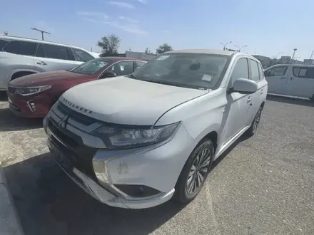 Mitsubishi Outlander 2022 года за 11 000 000 тг. в Актобе