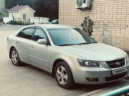 Hyundai Sonata, 2005