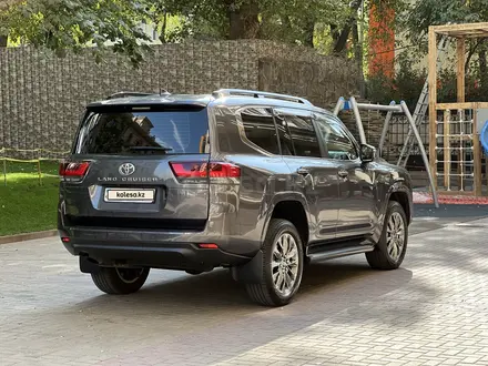 Toyota Land Cruiser 2024 года за 59 000 000 тг. в Алматы – фото 15