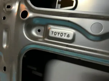 Двери на Toyota Land Cruiser 300 за 250 000 тг. в Алматы – фото 3