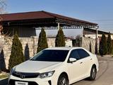 Toyota Camry 2016 годаfor12 500 000 тг. в Шымкент – фото 2