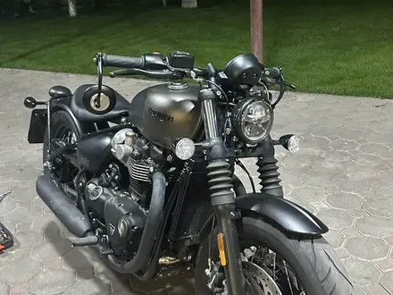 Triumph  Bonneville Bobber 2021 года за 7 000 000 тг. в Алматы – фото 2