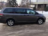 Toyota Sienna 2011 года за 5 700 000 тг. в Актобе – фото 3