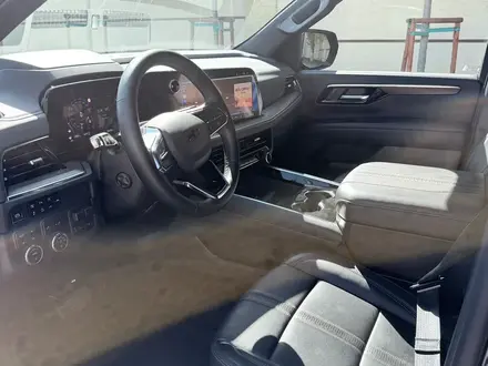 Chevrolet Tahoe 2025 года за 52 000 000 тг. в Алматы – фото 3