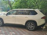Toyota Grand Highlander 2023 годаүшін39 000 000 тг. в Караганда – фото 3